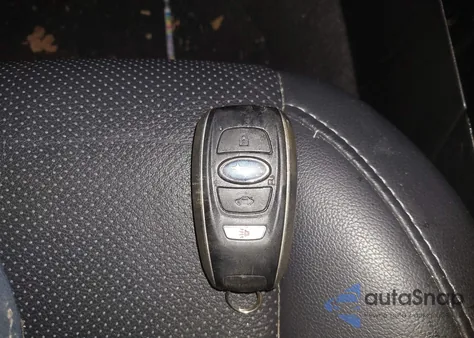 2017 Subaru Outback 3.6R Limited from USA, damaged, VIN 4S4BSENC1H3216240